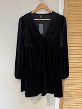 New Look Black Velvet Long Sleeve Smock Mini Dress - UK 12 (Small Hole On Seam)