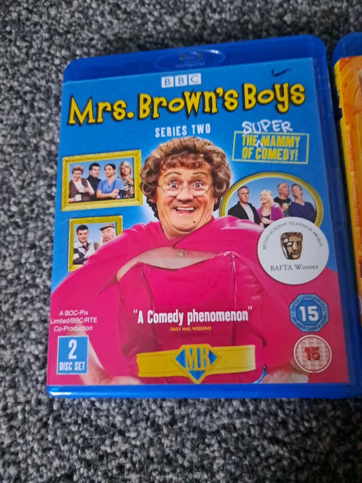 Mrs Brown's Boys Series 2 (2012) 2 & Mrs Brown's Live Disc Set Blu-Ray VGC - Image 2 of 4
