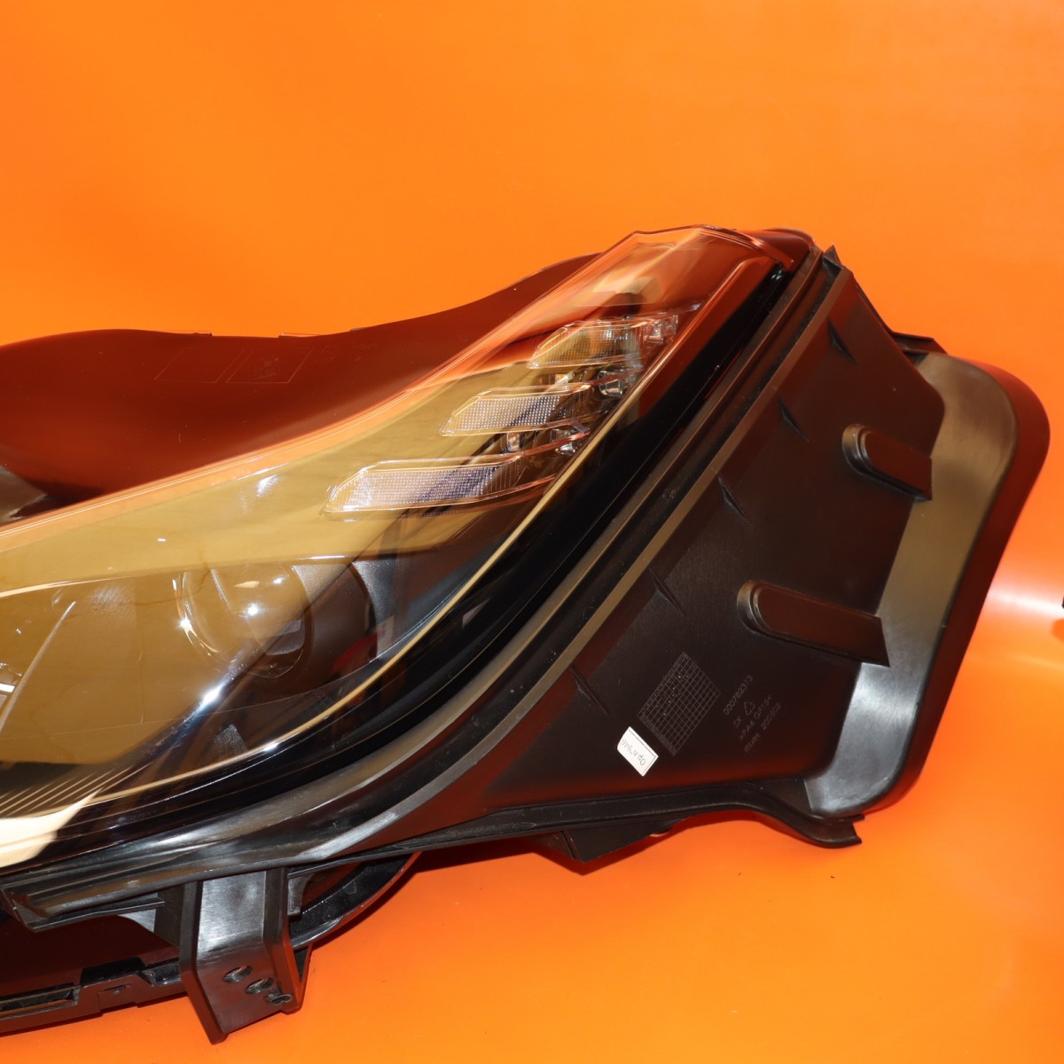 FERRARI PORTOFINO HEADLIGHT LEFT DRIVER 2019 2020 2021 LED L90124528 OEM