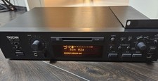 TASCAM MD-350 MiniDisc Recorder Professional MD Deck Digital Audio Japan Good