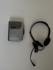 Sony Vintage WM-FX141 Walkman Silver Auto Shut Off AVLS Anti-Rolling FM/AM