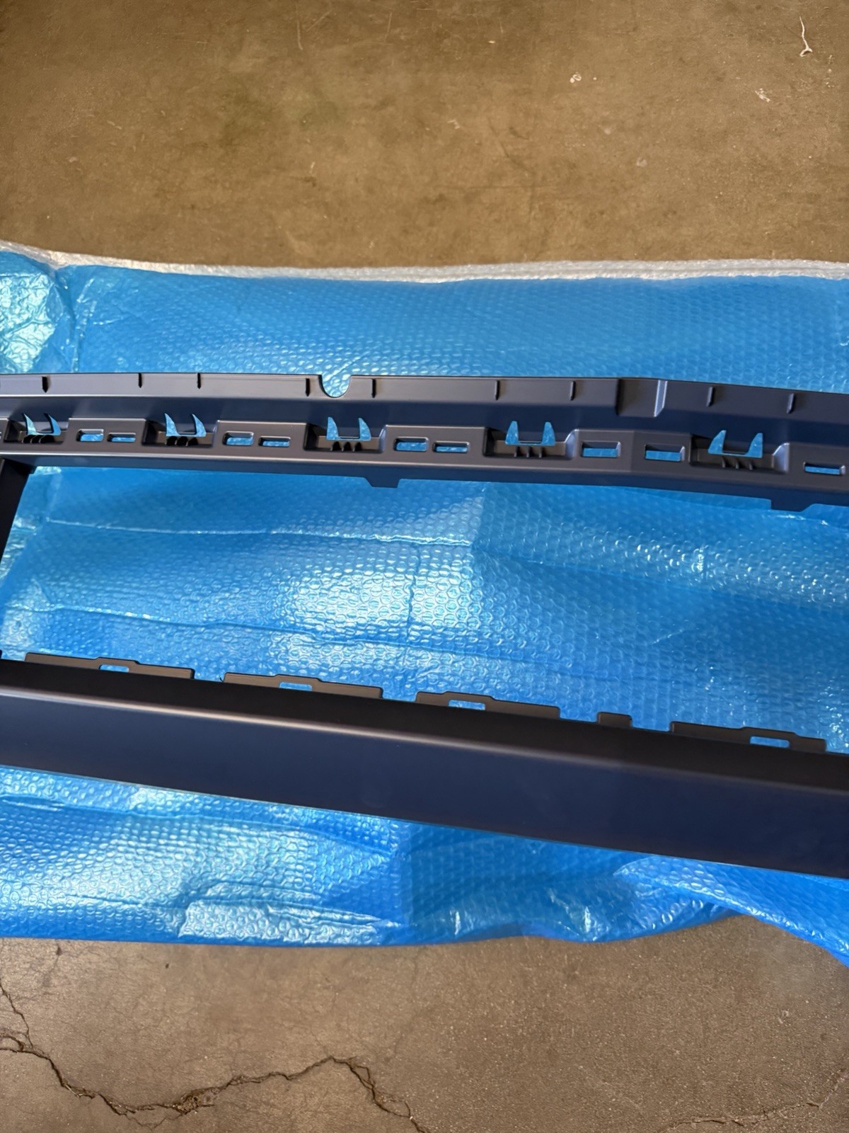 2020 2021 2022 Bentley Flying Spur Front Bumper Cover Lower New