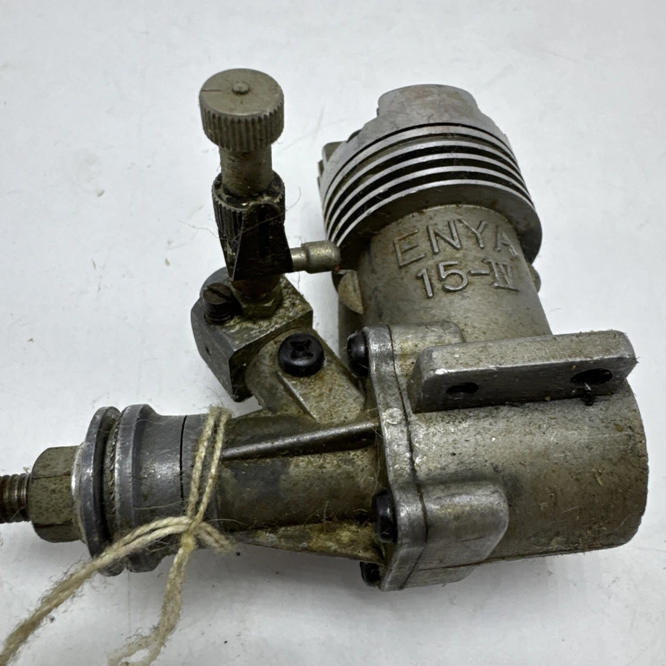 Enya 15-IV Model 3304 RC Model Airplane Engine Vintage - Image 4 of 4