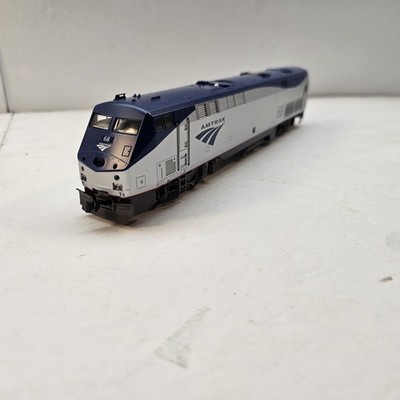 KATO HO Scale Amtrak #68. GE P42 DC in Genesis paint scheme