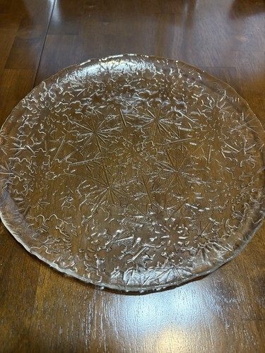 Lot 3 Kosta Boda Round Art Glass Serving Leaf Plate, Bonus Snowflake, Leaf Plate - Picture 5 of 7