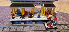 Lego City 7997 Train Station / Train Station