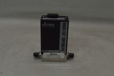 MKS MASS FLOW CONTROLLER / GAS : N2 Range 5000 SCCM