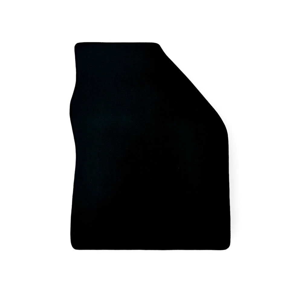 Alfombrillas delanteras de terciopelo para Toyota Yaris alfombras impermeables revestimientos automáticos 2 un. Foto 4 de 4