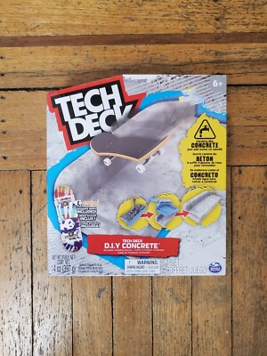 Tech Deck - DIY - Concrete Reusable Modeling Playset with Exclusive Board