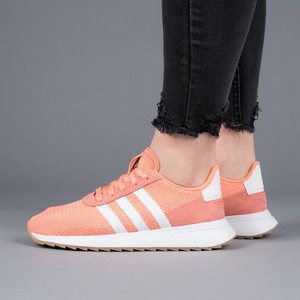 tenis adidas anaranjados