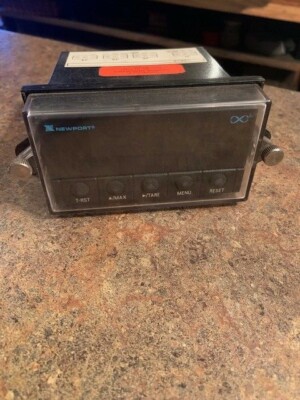 NEWPORT IDP-0 PANEL METER