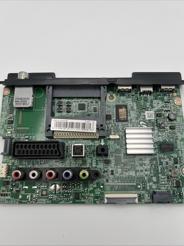 PIECES DETACHEES: Carte mère Tv Lg 42LF75 EAX37632202(0) 78DWR143EBR3047 - D'occasion en très bon état