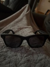 Ray-Ban Meta Glasses Wayfarer Gen 1 Polarized Gradient Graphite Lenses