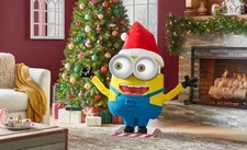 Universal 3.5 ft Animated LED Holiday Minion Home Depot Christmas