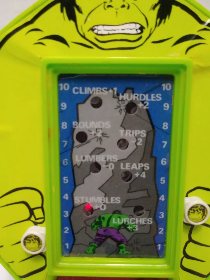 Vintage The Incredible Hulk Escapes By Bandai Handheld Electronic Game 1980 - Image 2 of 4