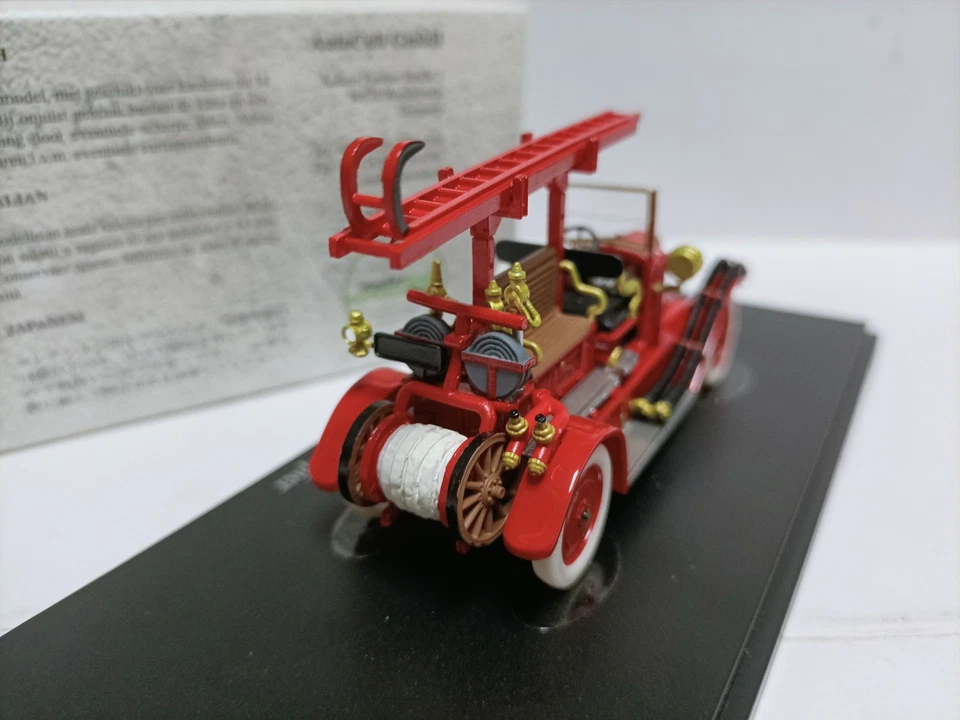 Autocult 1:43 Renault Type LO 1926 Fire Fighting Cloud Ladder Vehicle Model - Image 4 of 4