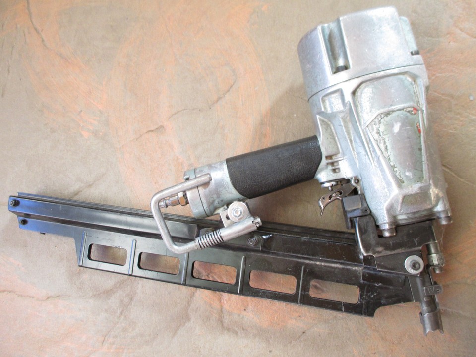 Metabo NR83A5 Pneumatic Air Framing Nailer Nail Gun 31/4" Collated