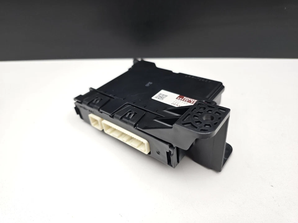 Toyota Prius C 2013 módulo de computadora de control de temperatura 88650-52800 OEM 12 13 14 Foto 2 de 4