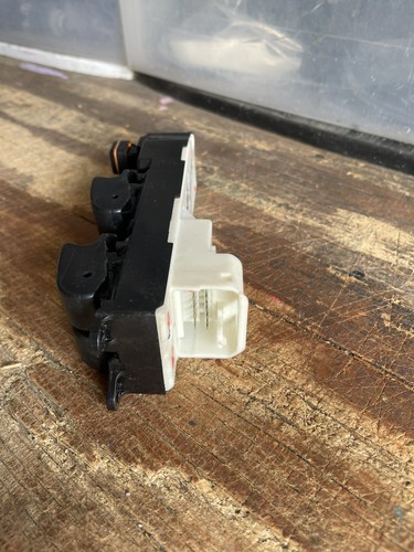 2001-2003 Toyota RAV4 Power Window Master Switch OEM - Picture 5 of 6
