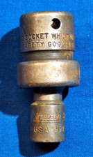 Snap-On IPF12C 3/8" drive 3/8" shallow 6 point impact swivel socket