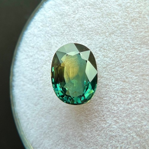 UNTREATED 1.55ct Parti Colour AUSTRALIAN Sapphire Yellow Green Oval 7.7x5.7mm - Picture 5 of 7
