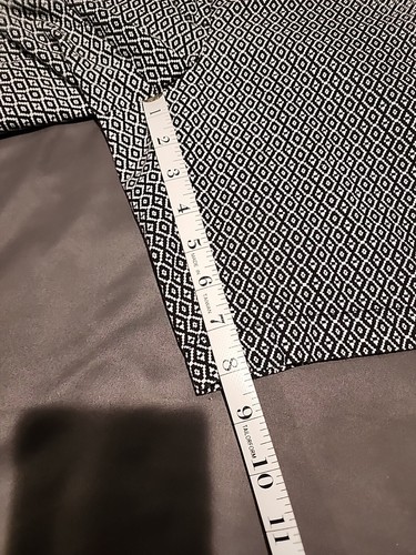 Women’s Land N Sea Black, White Geometric Print 9" Flat Front Shorts Size 16 - Picture 10 of 12