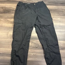 5.11 Tactical Pants Mens 40x32 Black Cargo Workwear Ripstop Tough Outdoor