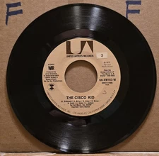 War: The Cisco Kid/Beetles In The Bog 45rpm United Artists Record 7” VG