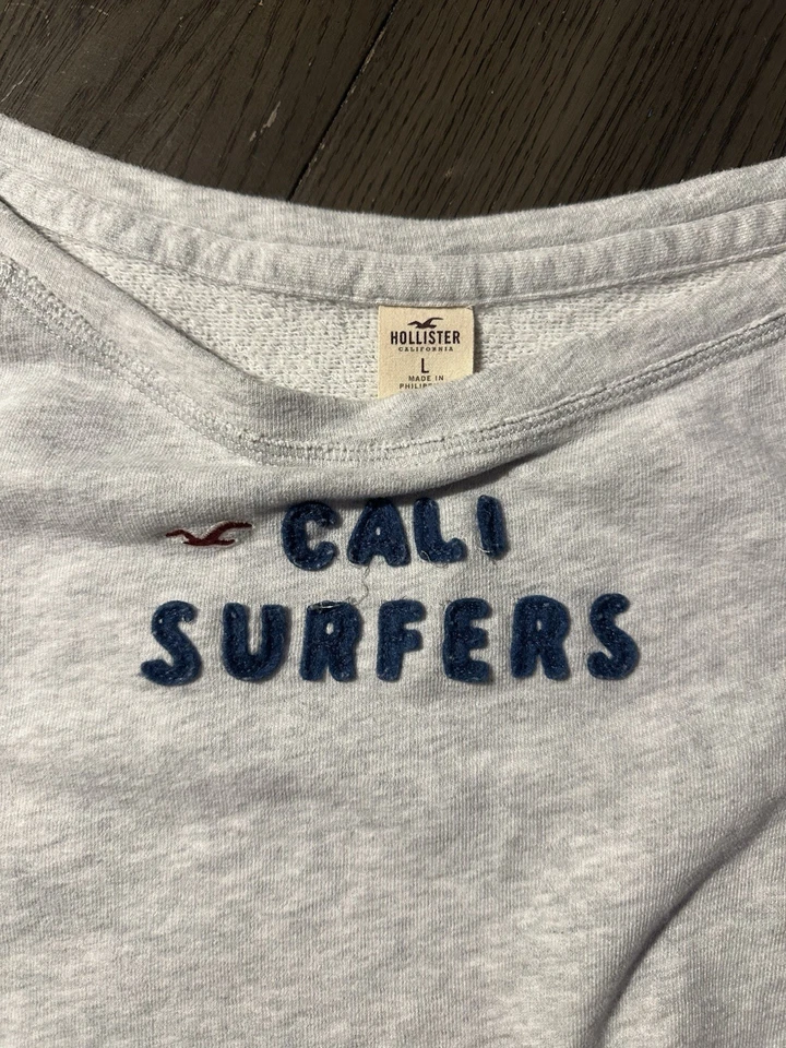 Sudadera para mujer Hollister con hombros descubiertos, gris jaspeado claro, talla L Foto 2 de 4