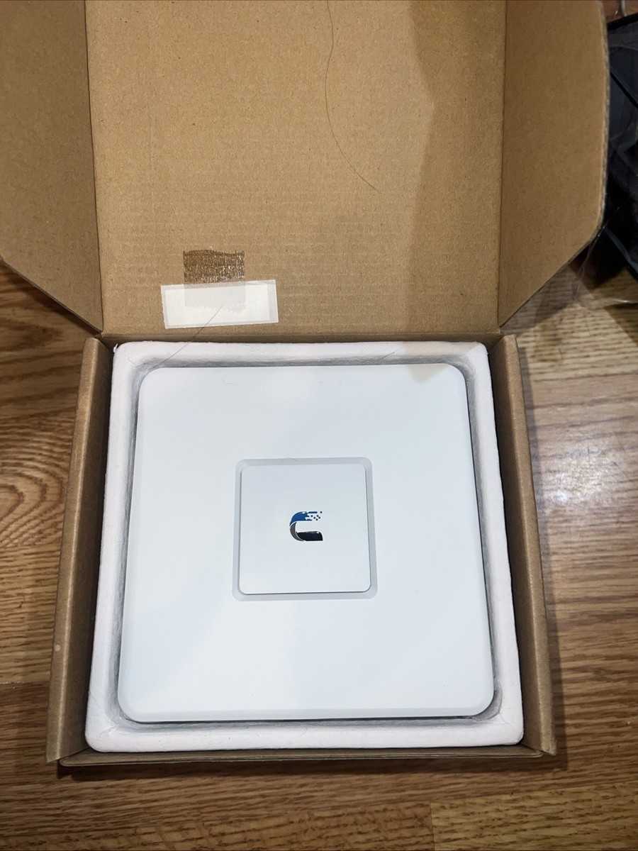 Ubiquiti Networks UniFi Security Gateway - White (USG) for sale