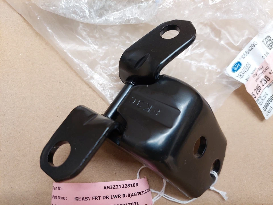 Ford Ranger TKE Mk3  Front Right Lower Door Hinge 2011-on 5286238 Genuine NEW — 第 2/4 张图片