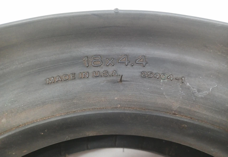 New Surplus Michelin Air Tubeless Aviation Tire, 18x4.4 10 Ply, p/n 031-613-2 - Image 4 of 4