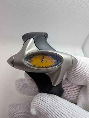 Authentic Oakley Torpedo yellow orange dial watch mm time tank