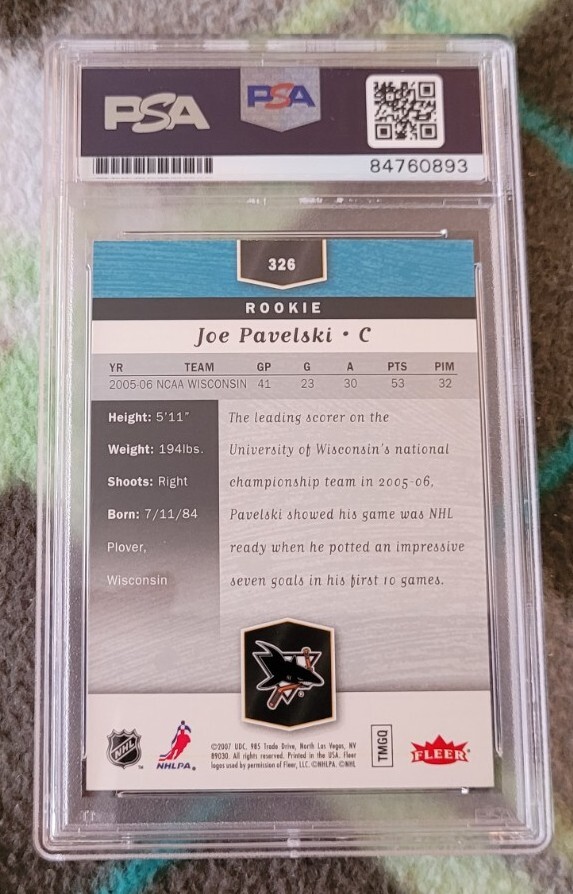 Joe Pavelski signed 2006-07 Fleer Flair Hockey Rookie Card RC IP auto PSA Sharks view 3