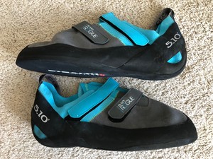 size 15 climbing shoes