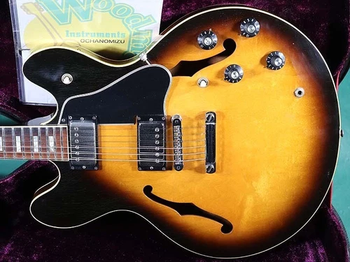 [AUTH]  Gibson ES-335 Electric Gutiar F/S
