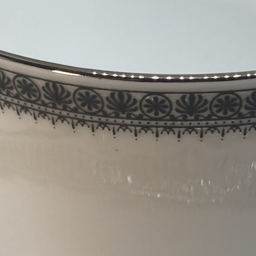 Royal Doulton Ravenswood Cups & Saucers Set of 4 England Fine Bone China H5008 - Picture 5 of 11
