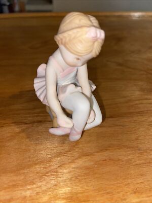 Vintage Miniatures Collection Series VII Holly Hobbie Figurine