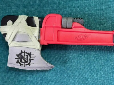 NERF Rare Foam Zombie Strike Wrench Axe/ Zombie Machete Toy Weapon