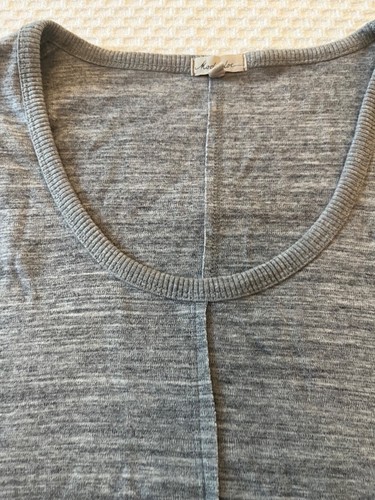 Mod-O-Doc large cotton rayon spandex longsleeve grey top with side slits - Picture 3 of 10