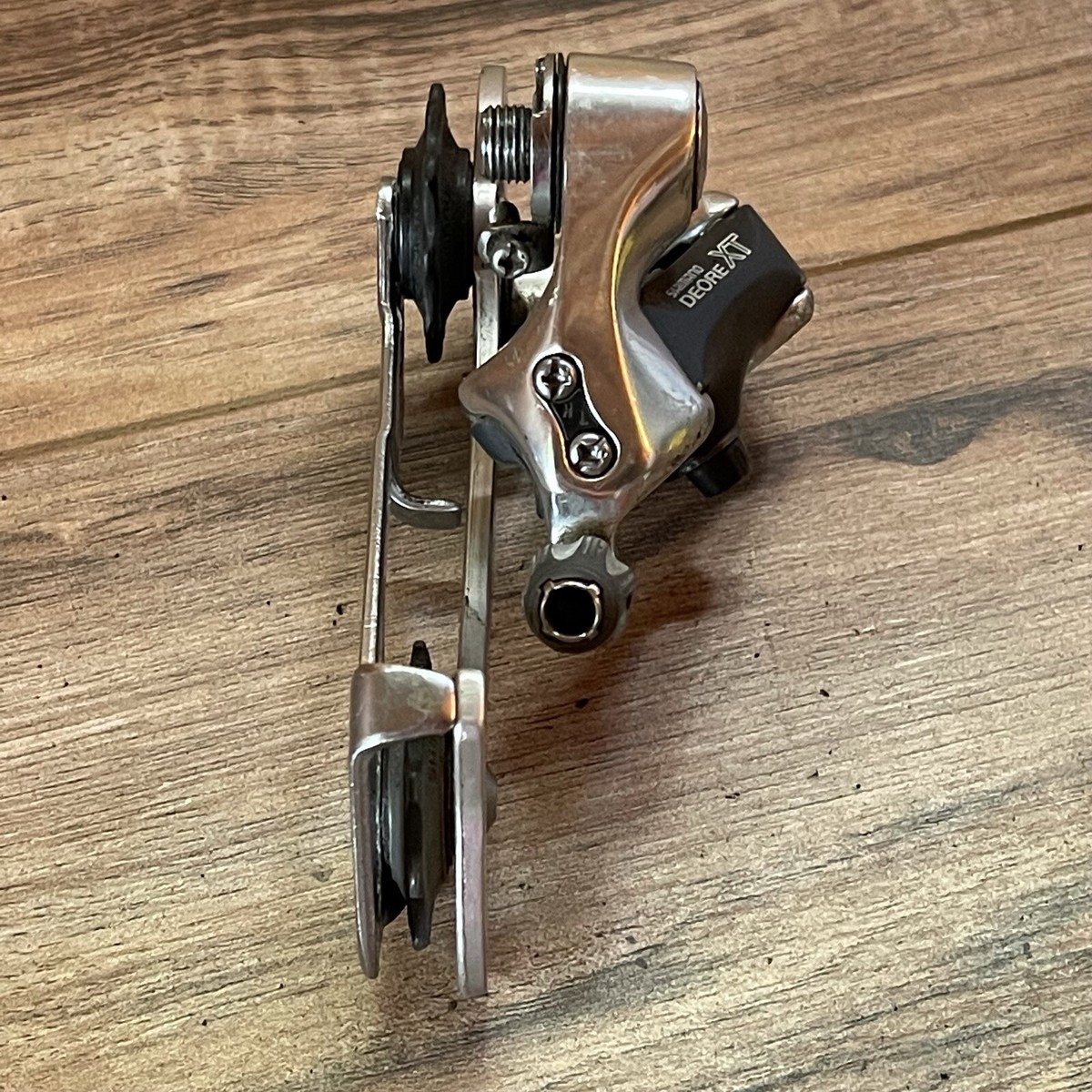 Dérailleur Arrière Shimano Deore XT RD-M737 - 8 Vitesses - Longue Cage - Vintage