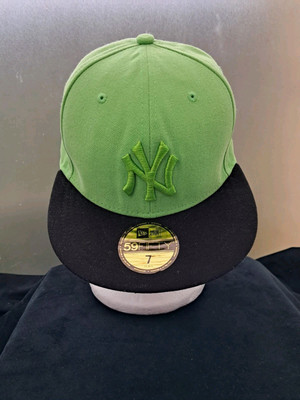 New Era New York Yankees 59Fifty schwarz und grün MLB Baseball Cap Größe 7