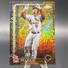 2025 Topps Chrome Gilded Albert Pujols Gold Mini-Diamond Refractor /50
