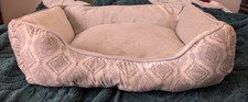 Home Dynamix Ultra Plush Comfy Small Pet Bed, Dogs Bed, Cat Bed, Beige Diamonds