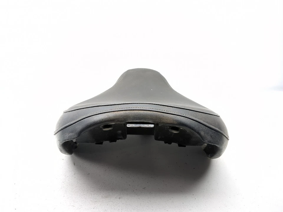 92-04 Suzuki VL800 Intruder Front Driver Seat 45110-41F00 - Image 4 of 4