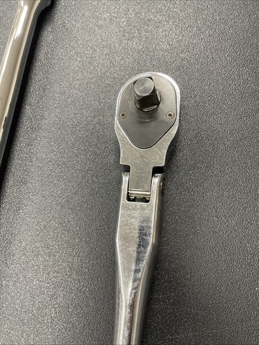 Mac Tools 26" 1/2" Dr 90-Tooth Locking FlexHead Ratchet VR2690LFK + Breaker Bar - Picture 5 of 15