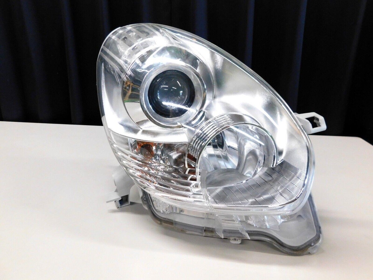 2004-2009 Toyota Passo KGC30 Daihatsu Boon M600 610 RH Headlight