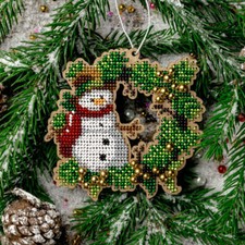 Wonderland Crafts Bead embroidery kit on wood FLK-442
