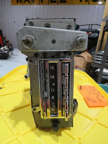 Early 1963 Only C2 Corvette AM Wonderbar Radio w/Correct Knobs--Prof Restored!