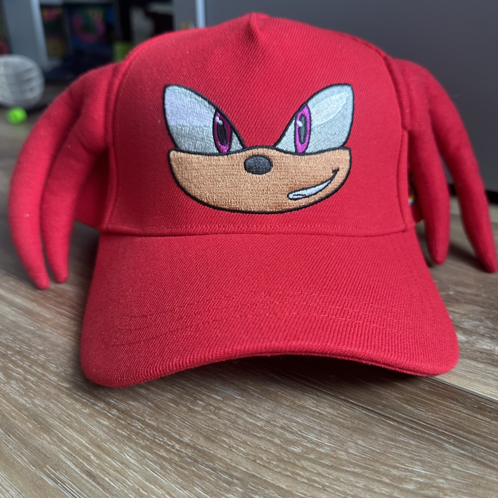 Sonic Hedgehog Knuckles Adjustable Snapback Cap/H… - image 1